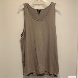 Forever 21 tank
